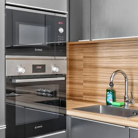The Champagne In Apartman Budapest